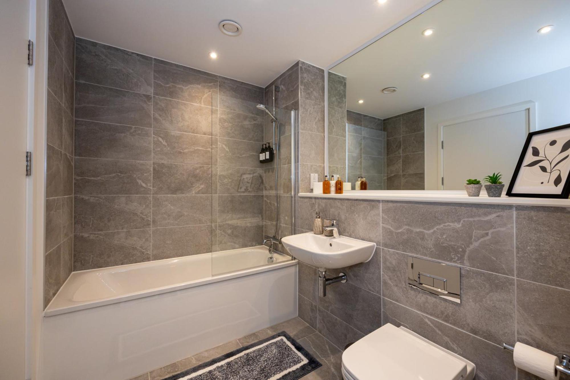 Апартаменты Pet Friendly 2Br Near Station By Asquare Letting Манчестер Экстерьер фото